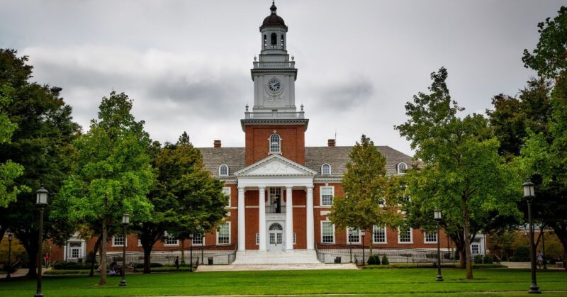 Bates college building