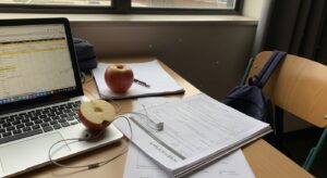 What Are Good Internships for High School Students?